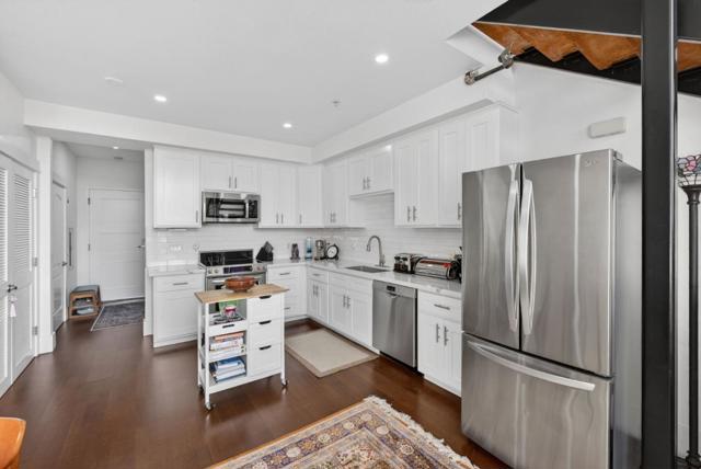 925 The Alameda, San Jose CA: https://media.crmls.org/mediaz/13da5fc1-4361-4f27-b462-279e0db01941.jpg