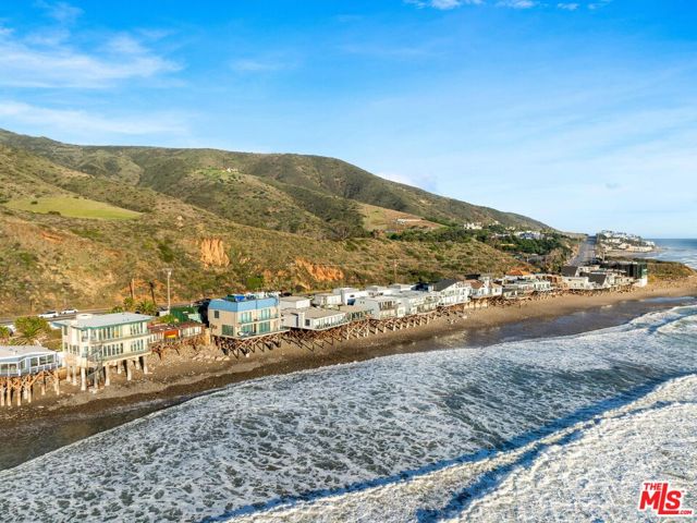43000 Pacific Coast Highway, Malibu CA: https://media.crmls.org/mediaz/13db8d03-48ba-4c70-ab5d-de4b6c125e9f.jpg