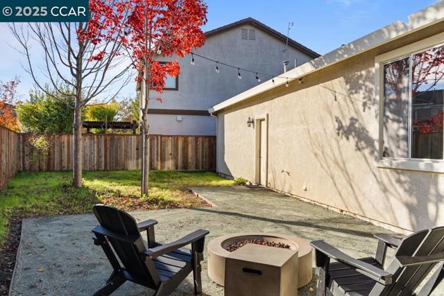 5109 Napa Shore Dr, Fairfield CA: https://media.crmls.org/mediaz/13dbca91-cab7-4f70-9017-48312c3dfa35.jpg