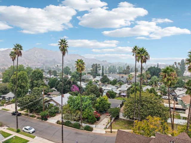 4151 Homewood Court, Riverside CA: https://media.crmls.org/mediaz/13dcbc47-cba5-4539-8e50-16f946ac6b88.jpg