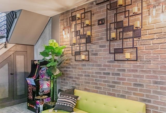 350 11th Avenue, San Diego CA: https://media.crmls.org/mediaz/13dddd40-cbb1-4638-9ed3-6414b3be003b.jpg