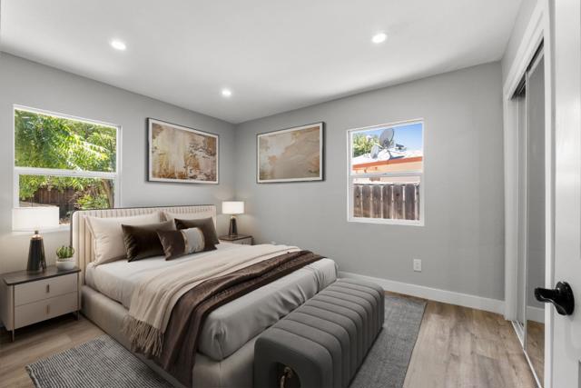 212 E Longview Avenue, Stockton CA: https://media.crmls.org/mediaz/13deb007-f185-481b-b4b7-e9a53dcce4f2.jpg