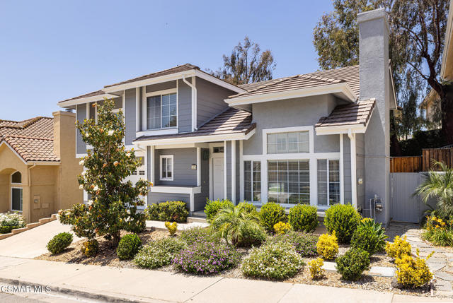 525 Myrtle Court, Oak Park CA: https://media.crmls.org/mediaz/13e03f86-1084-4757-81a7-15a219f42d8c.jpg