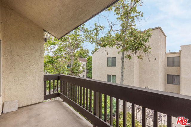 5302 Summertime Lane photo 2