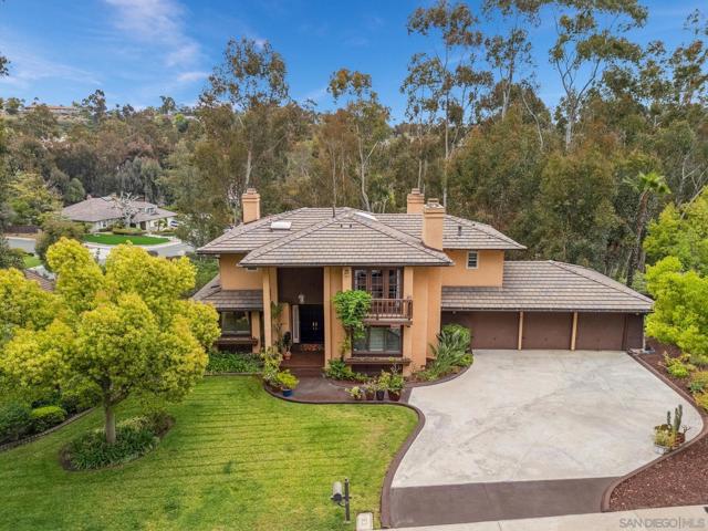 10575 Spruce Grove Ave, San Diego CA: https://media.crmls.org/mediaz/13e0db2d-5574-420c-a5ef-dcb41bee6eaf.jpg