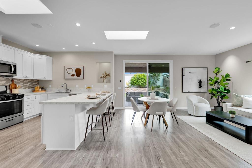 10483 Glenellen Avenue - photo 8