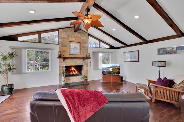 3467 Shawnee Rd, San Diego CA: https://media.crmls.org/mediaz/13e4ace1-424f-479e-8c8a-695e3869f1cf.jpg