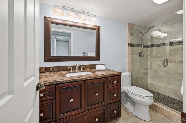 11666 Papagallo Court, San Diego CA: https://media.crmls.org/mediaz/13e5e45c-73e3-4a49-aff1-92a0ec88de68.jpg