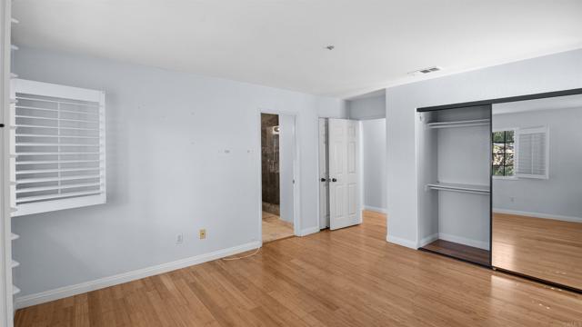 190 Bautista Court, Oceanside CA: https://media.crmls.org/mediaz/13e64e80-883d-4ea4-8b2f-106f7bb36de1.jpg