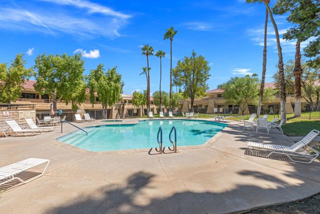 675 N Los Felices W Circle, Palm Springs CA: https://media.crmls.org/mediaz/13e7875d-cbeb-4279-b492-852375d69642.jpg
