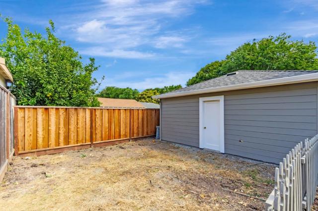 1663 Cross Way, San Jose CA: https://media.crmls.org/mediaz/13e78ba5-c45d-4f1e-8c70-f834aacf29e3.jpg