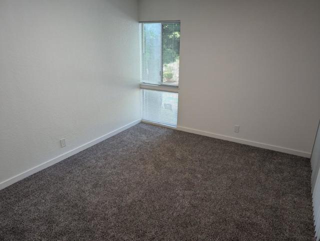 280 Easy Street, Mountain View CA: https://media.crmls.org/mediaz/13e9fdcf-93d8-48b8-b65a-7310b9415157.jpg