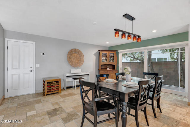 Image 23 of 52 For 6496 Bayberry Street