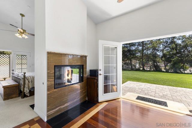 3232 N Twin Oaks Valley Rd, San Marcos CA: https://media.crmls.org/mediaz/13eab586-0b20-4dde-aa90-c3c532d0a1a4.jpg