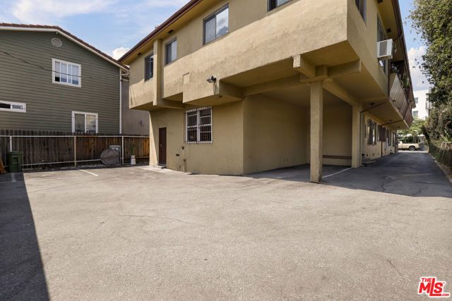  Commercial for Sale in Los Angeles, California