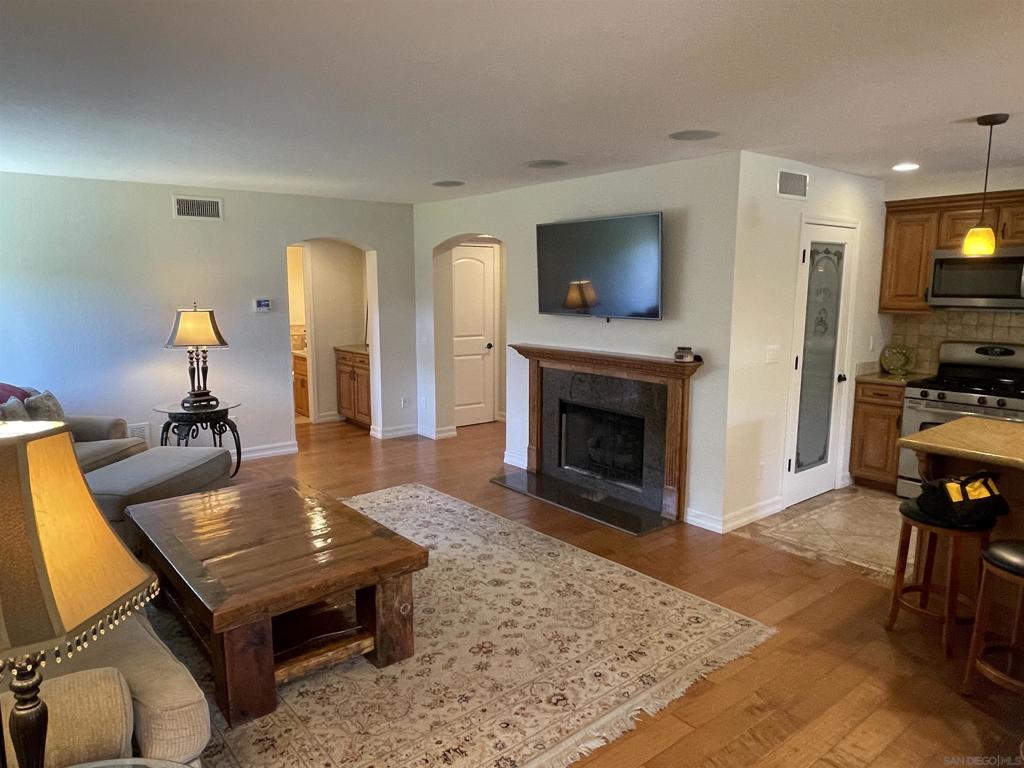 1994 Casablanca Ct. - photo 8