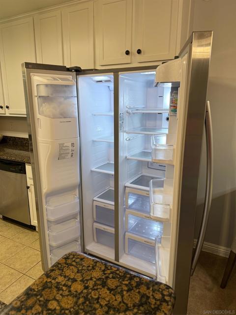 4521 55th St, San Diego CA: https://media.crmls.org/mediaz/13eb8ceb-18fa-4911-b29a-567141cbf9b0.jpg