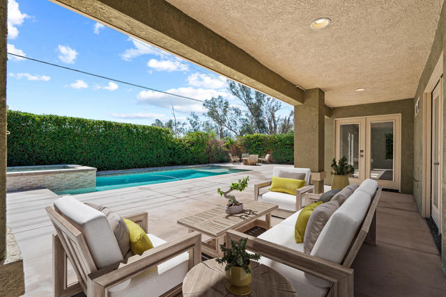 2102 Marguerite Street, Palm Springs, CA 92264