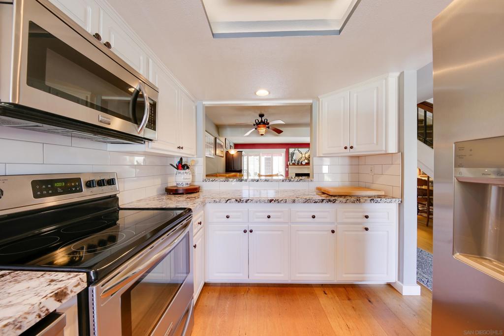 6854 Maple Leaf Dr - photo 11