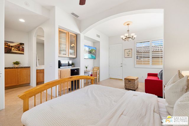 2 Via Elegante, Rancho Mirage, CA 92270