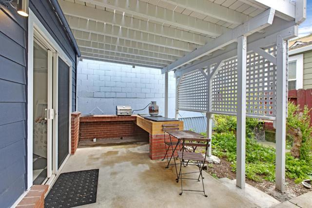 419 Harvey Way, Pacifica CA: https://media.crmls.org/mediaz/13ec339c-34db-4fef-bc80-69c07816b628.jpg