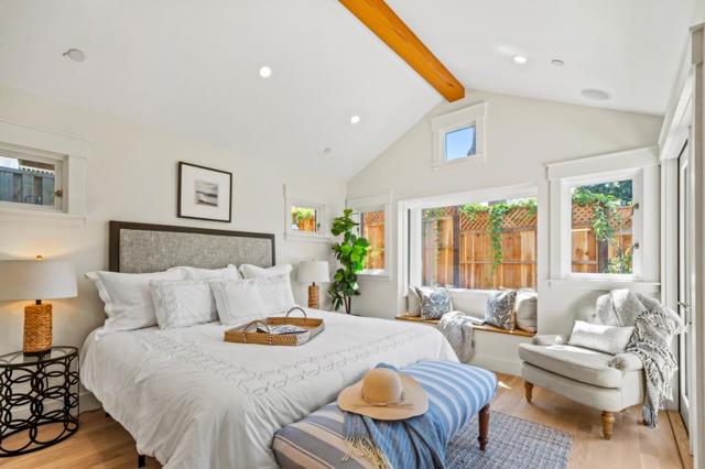 0 Lincoln 3 NE of 5th Street, Carmel CA: https://media.crmls.org/mediaz/13ee81cb-4866-46d1-9b83-ec3739ee810c.jpg