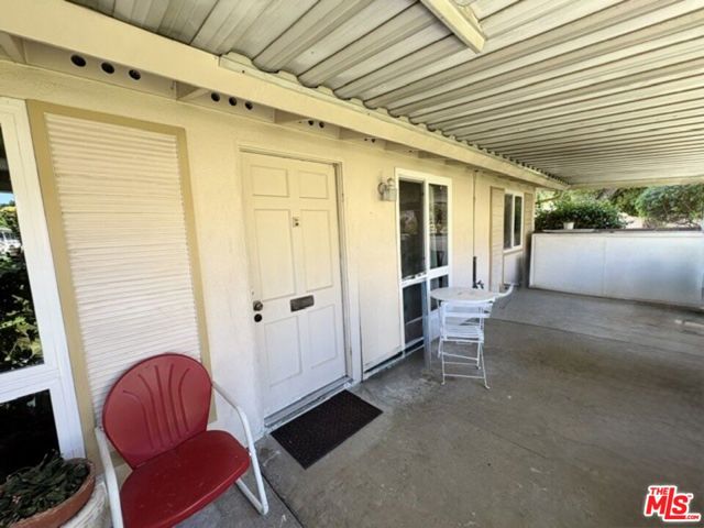 2 Bed Home for Sale in Newhall, California