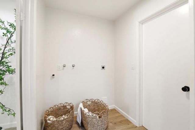 Image 35 of 58 For 1368 Goldenlake Road