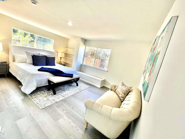 25696 Lander Ave, Hayward CA: https://media.crmls.org/mediaz/13f44ecb-d619-45f3-91da-aaa39cc047b0.jpg