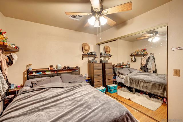 12004 06 Winter Gardens Dr, Lakeside CA: https://media.crmls.org/mediaz/13f50822-ab81-4ece-a115-23a3b872488a.jpg