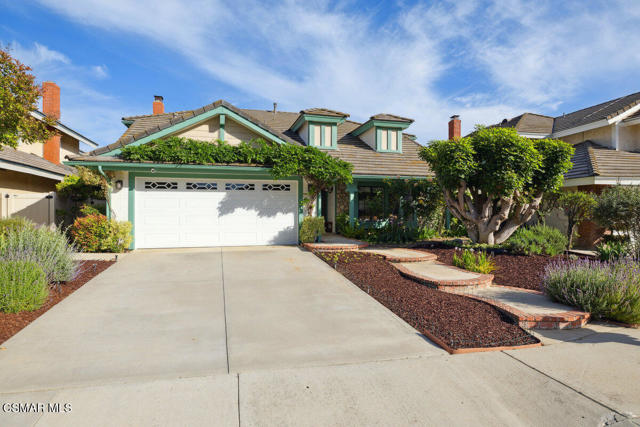 6690 Oak Springs Drive, Oak Park CA: https://media.crmls.org/mediaz/13f6ac62-0f67-4ff5-9e57-c030b8da2fd3.jpg