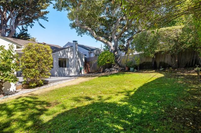 1224 Tilia Street, San Mateo CA: https://media.crmls.org/mediaz/13f75624-e7f7-4e6b-9d99-a92edae4d6b5.jpg