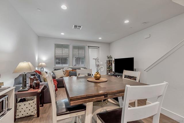 18165 Cosecha Lane, Morgan Hill CA: https://media.crmls.org/mediaz/13f81ee4-fa6d-4551-a4ab-6505d0abebeb.jpg