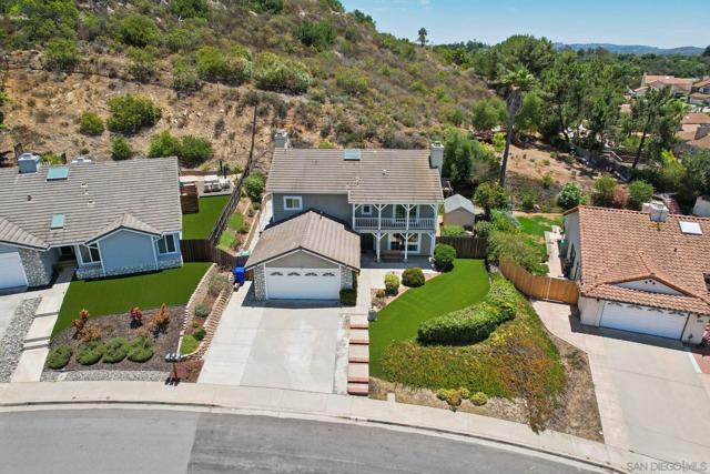9233 Lethbridge Way, San Diego CA: https://media.crmls.org/mediaz/13f87fb3-6b42-4cdb-8da6-161099e28d63.jpg