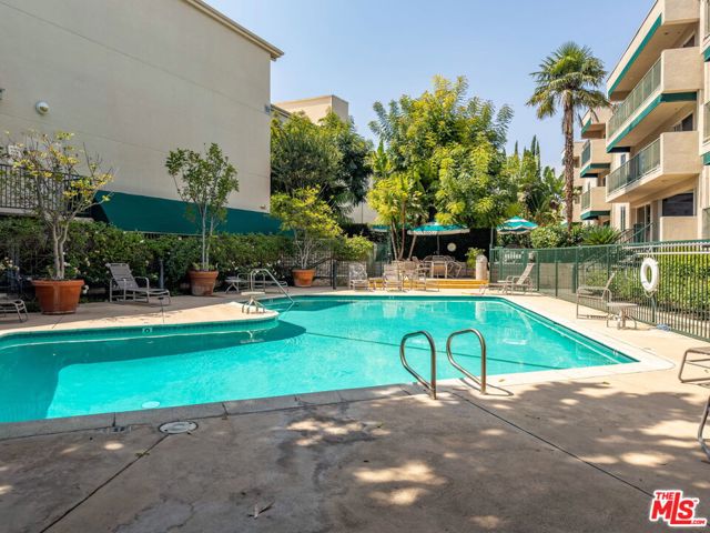 4501 Cedros Avenue, 206 photo 22