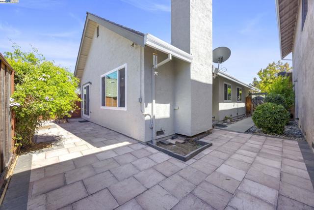 Image 30 of 34 For 2859 El Capitan Dr