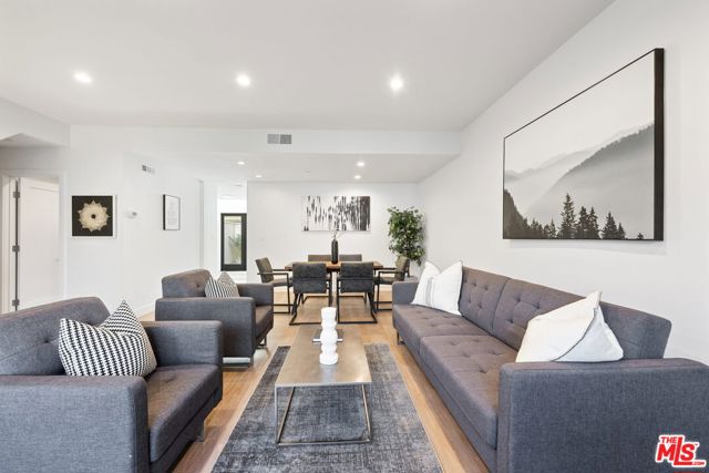 1013 10th Street, 4 photo 3