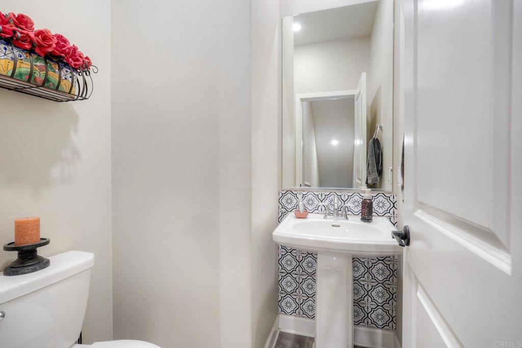 1576 Castillo Way - photo 16
