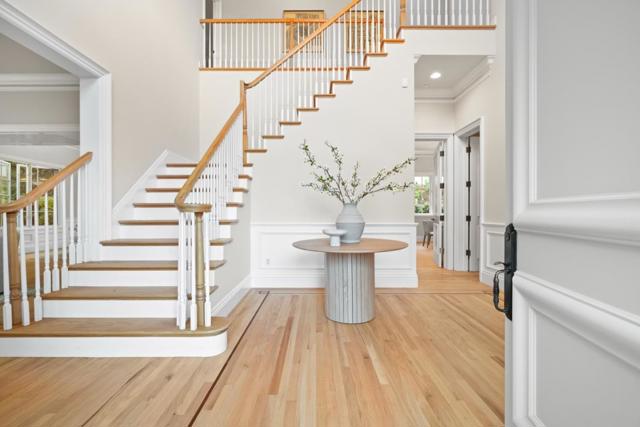 2855 Churchill Drive, Hillsborough CA: https://media.crmls.org/mediaz/13fa55a2-b106-4bdf-8273-a40787088ce6.jpg
