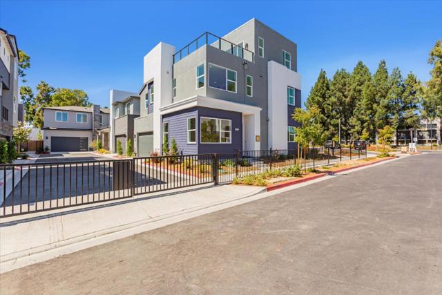 322 Isabelline Court, San Ramon CA: https://media.crmls.org/mediaz/13faa947-a182-43fa-9ddc-26581ac961ba.jpg