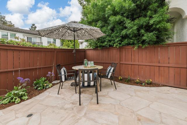 3767 Carmel View Rd #4, San Diego CA: https://media.crmls.org/mediaz/13faaff0-7c83-4cdb-9b4f-37ffd0243d1b.jpg
