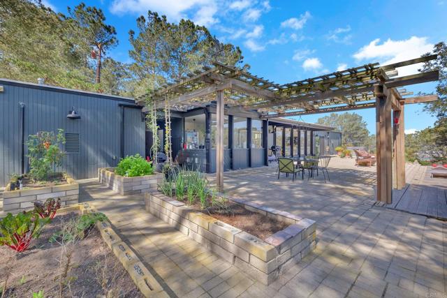 Image 13 of 74 For 1234 Oribia Rd