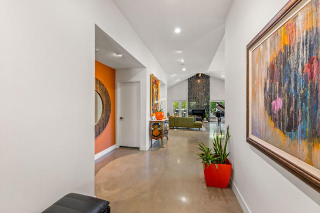 24 Calle Ardilla, Rancho Mirage CA: https://media.crmls.org/mediaz/13fb41b1-f679-462c-bfbf-12d6cb6d0f58.jpg