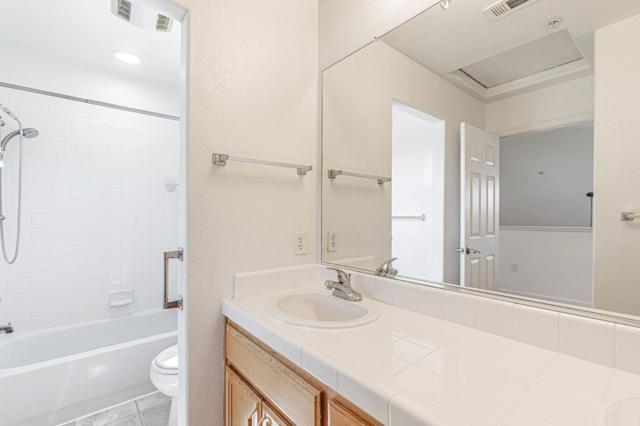 1554 Rosette Way, Gilroy CA: https://media.crmls.org/mediaz/13fc104d-9e13-43c2-973c-570ccfd59e3d.jpg
