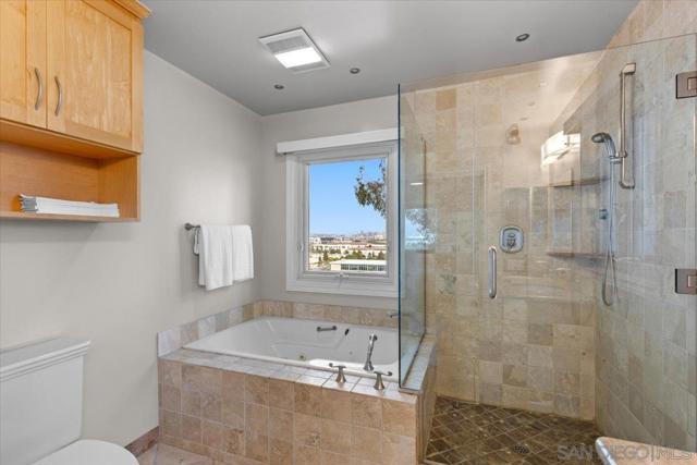 2205 Locust St, San Diego CA: https://media.crmls.org/mediaz/13fcd53b-0f48-4a31-ab8d-163786088115.jpg