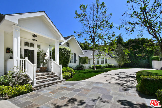 Image 9 of 55 For 3640 Longridge Avenue