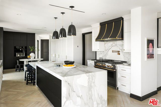 Drew Fenton | 10932 Savona Road Los Angeles CA | MLS: 7216618