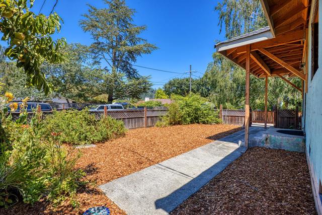 243 Ada Avenue, Felton CA: https://media.crmls.org/mediaz/13fd1b52-6b9e-44f6-97a2-0c79bad53a83.jpg