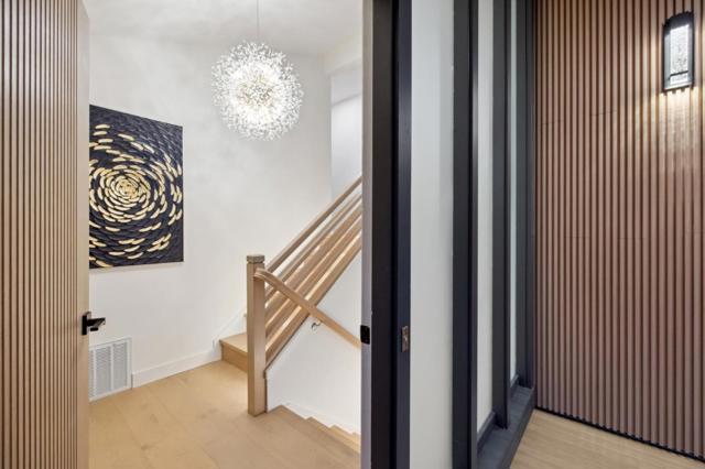 3706 Laurel Way, Redwood City CA: https://media.crmls.org/mediaz/13fd754e-ab3e-4233-b1ce-c0765bf9b07a.jpg