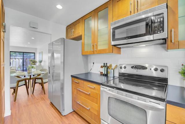 433 W Rincon Avenue, Campbell CA: https://media.crmls.org/mediaz/13fd7721-e4e0-49c4-9666-de0b64b08600.jpg